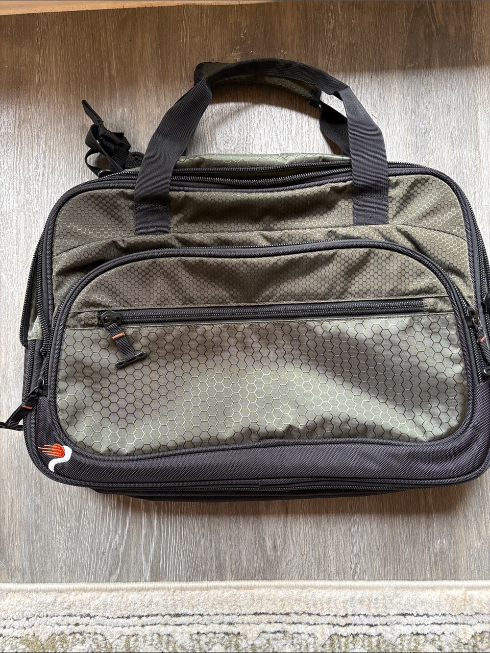 Pathfinder Luggage Gear NWOT - Picture 3 of 6
